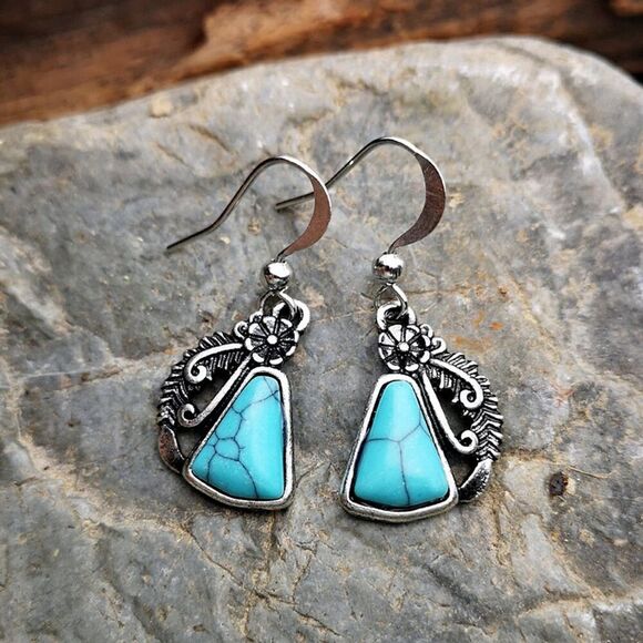 Small Dainty Faux Turquoise Dangle Earrings Silver Tone Boho Ethnic Style Floral - Picture 1 of 8